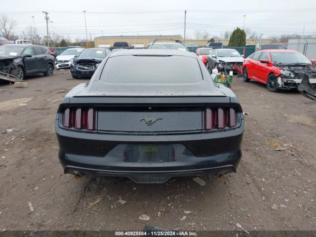 1FA6P8AM2F5377551 Ford Mustang V6