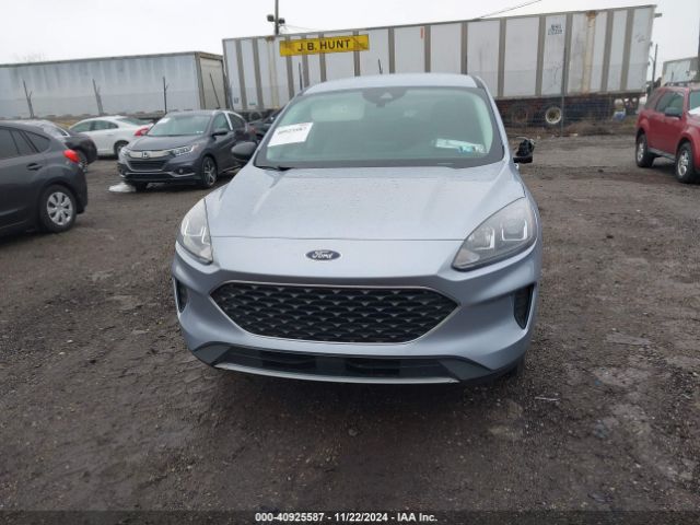 1FMCU9G64NUA77630 Ford ESCAPE SE