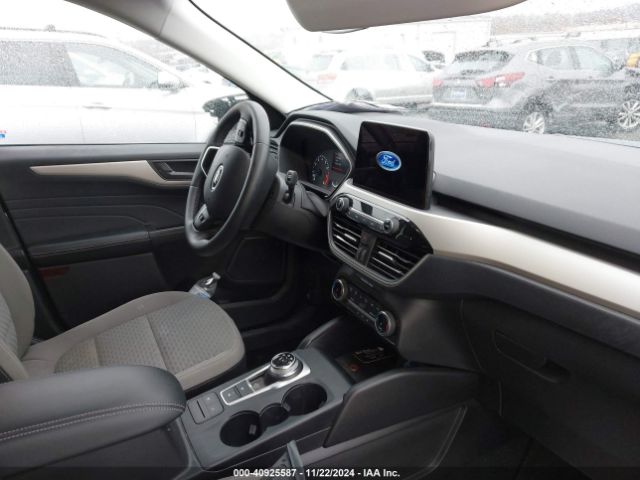 1FMCU9G64NUA77630 Ford ESCAPE SE