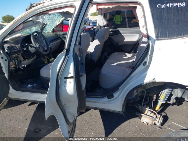 JF2SJAGC9JH470589 Subaru Forester 2.5i Premium