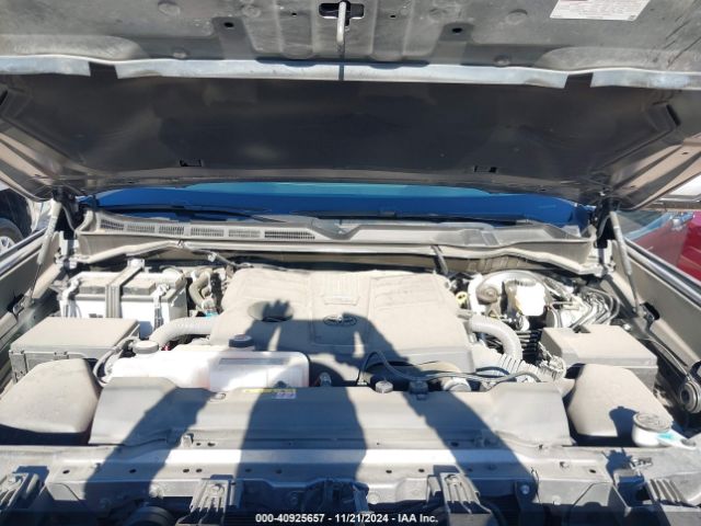 5TFLA5DB8NX039601 Toyota Tundra Sr5