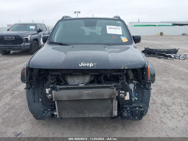 ZACCJABB0JPJ07217 Jeep Renegade Latitude Fwd
