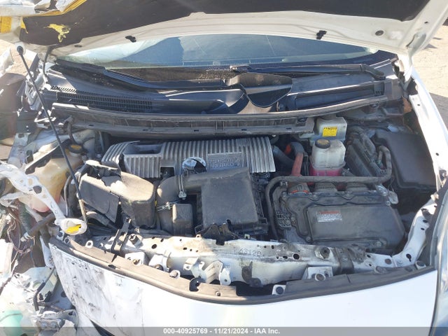 Toyota PRIUS PLUG-IN 2014 JTDKN3DP2E3056210 Image 10
