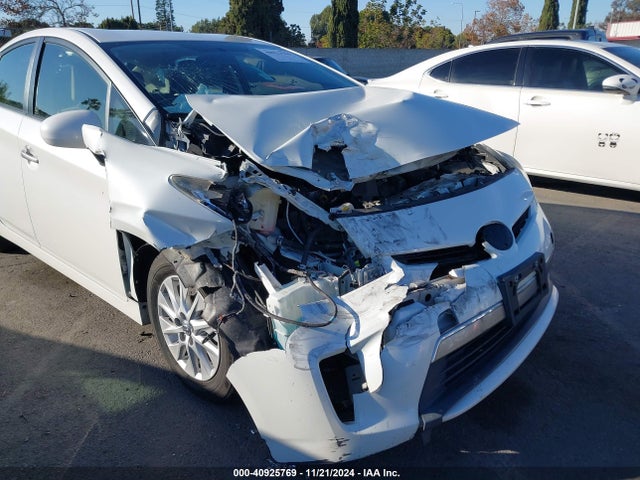 Toyota PRIUS PLUG-IN 2014 JTDKN3DP2E3056210 Image 6