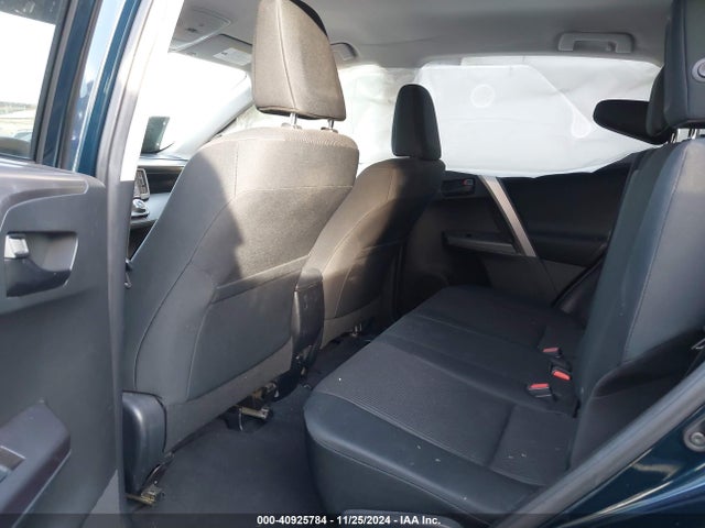 Toyota RAV4 LE 2018 JTMZFREV6JJ156635 Image 22