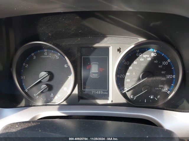 Toyota RAV4 LE 2018 JTMZFREV6JJ156635 Image 7