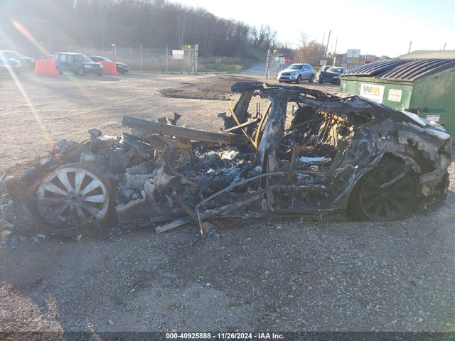 Продаж на аукціоні авто 2012 Tesla Model S Signature, vin: 5YJSA1DNXCFS00178, номер лоту: 40925888