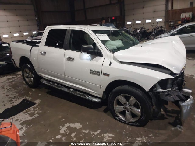 2018 1C6RR7LT3JS108752 main image