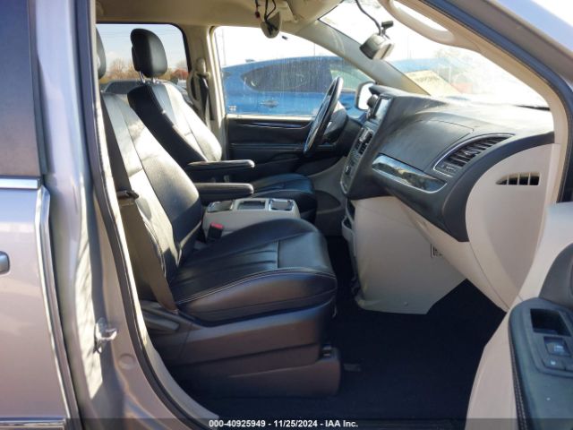 2C4RC1BG0ER382526 Chrysler Town & Country Touring