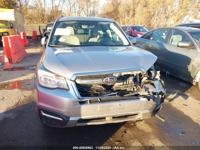 Subaru Forester 2.5i Premium 2018 JF2SJAEC1JG423825 Image 12