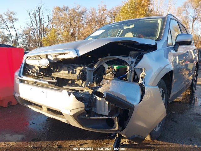 Subaru Forester 2.5i Premium 2018 JF2SJAEC1JG423825 Image 6