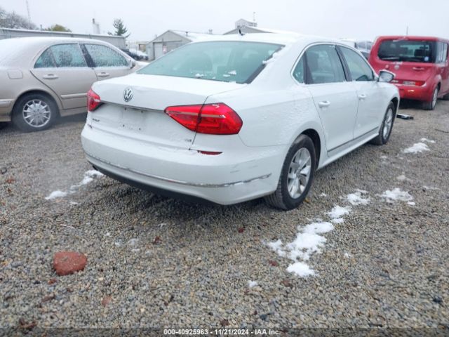 1VWAT7A30GC014595 Volkswagen Passat 1.8t S