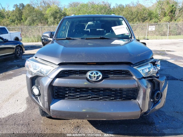 Toyota 4RUNNER SR5 2016 JTEZU5JR4G5132273 Image 12