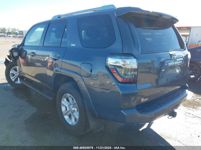Toyota 4RUNNER SR5 2016 JTEZU5JR4G5132273 Image 3