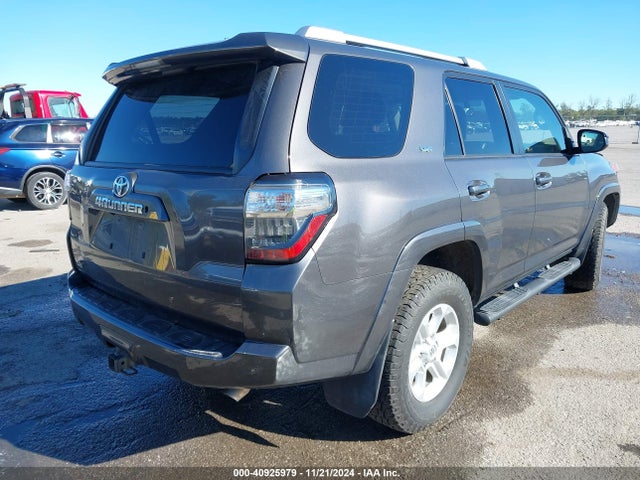 Toyota 4RUNNER SR5 2016 JTEZU5JR4G5132273 Image 4