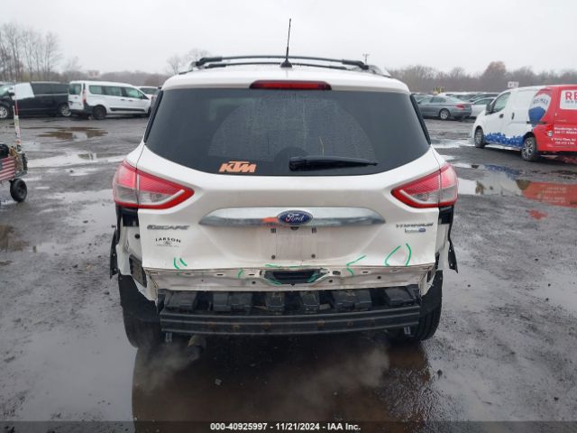 1FMCU9J93GUB51044 Ford Escape Titanium