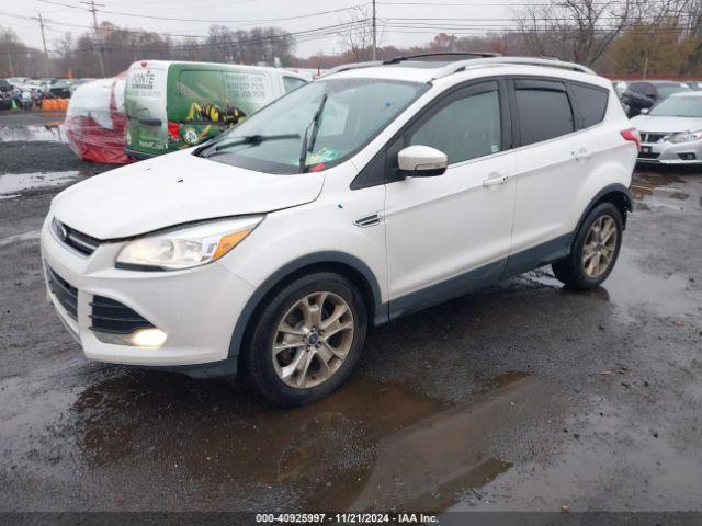 1FMCU9J93GUB51044 Ford Escape Titanium