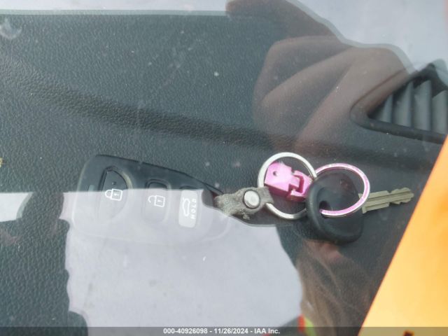 5NPD74LFXKH453293 Hyundai ELANTRA SE