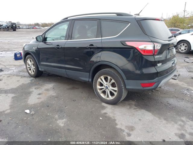 1FMCU9GD3HUD80658 Ford ESCAPE SE