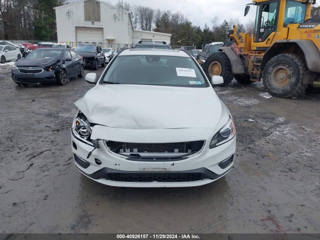 Volvo V60 T5 Dynamic 2018 YV140MSL1J2393815 Image 12