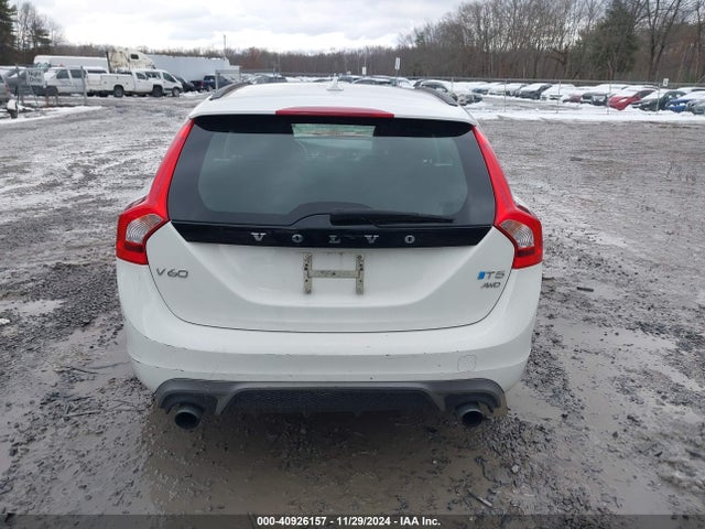 Volvo V60 T5 Dynamic 2018 YV140MSL1J2393815 Image 16