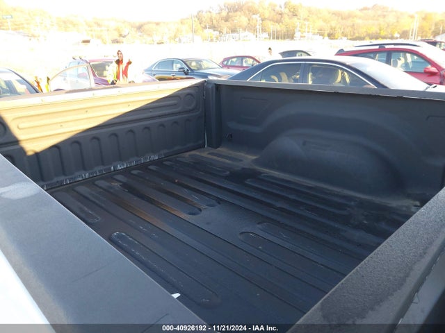 40926192 :رقم المزاد ، 3C6JR6AG0FG522325 vin ، 2015 Ram 1500 Tradesman مزاد بيع