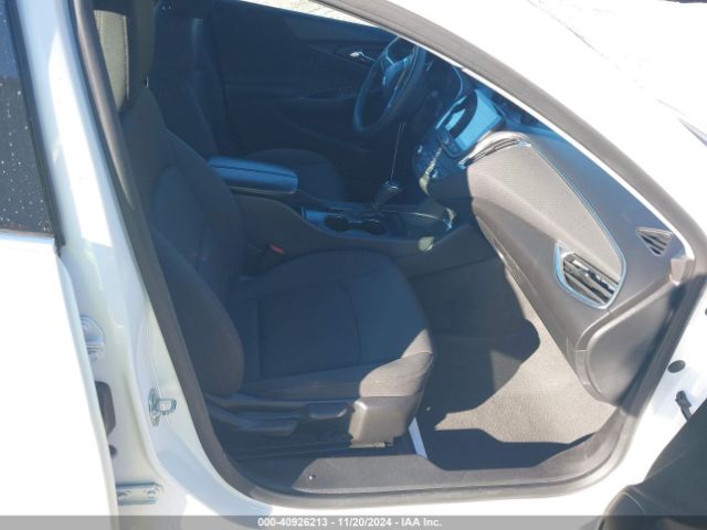 1G1ZD5ST3LF008698 Chevrolet Malibu Fwd Lt