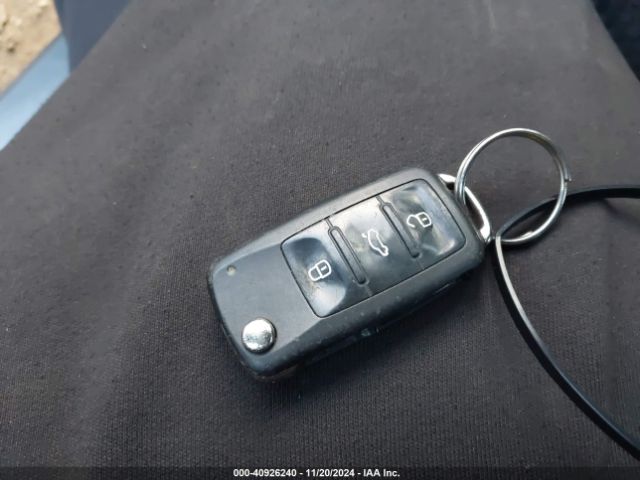 1VWBN7A3XEC081104 Volkswagen Passat 2.0l Tdi Se