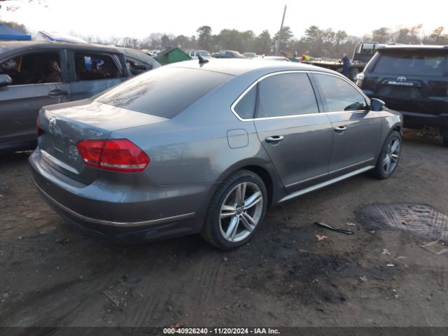 1VWBN7A3XEC081104 Volkswagen Passat 2.0l Tdi Se