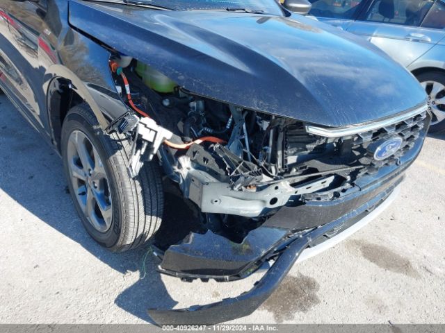 1FMCU0MZ9RUA20923 Ford Escape St-line