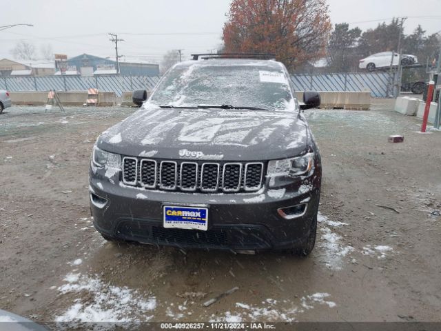 1C4RJFAG9JC484544 Jeep Grand Cherokee Laredo E 4x4