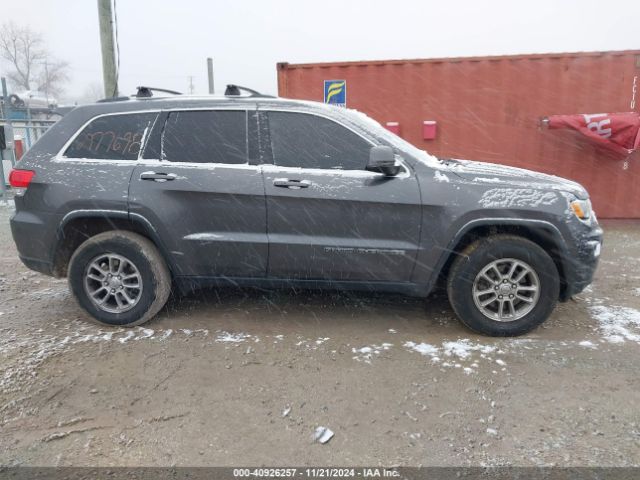 1C4RJFAG9JC484544 Jeep Grand Cherokee Laredo E 4x4