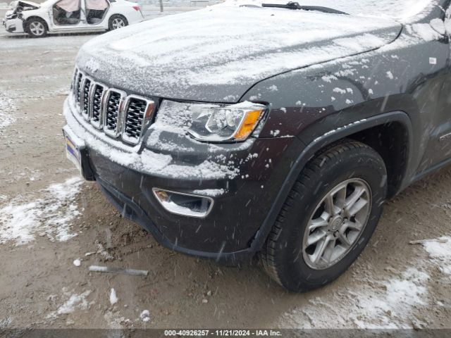 1C4RJFAG9JC484544 Jeep Grand Cherokee Laredo E 4x4