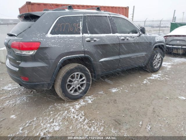 1C4RJFAG9JC484544 Jeep Grand Cherokee Laredo E 4x4