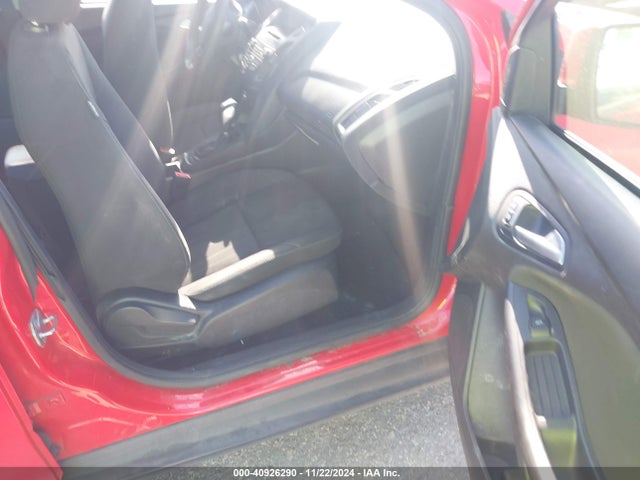 Ford FOCUS SE 2016 1FADP3F20GL302118 Image 5
