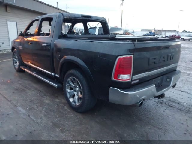 1C6RR7PT4JS200639 RAM 1500 Limited  4x4 5'7 Box