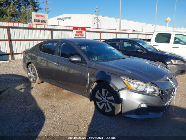 2019 1N4BL4BV1KN323114 main image