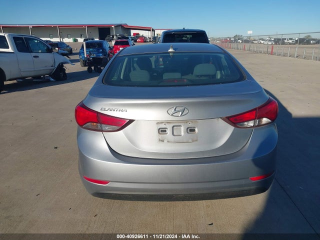 Hyundai ELANTRA SE 2015 5NPDH4AE5FH580272 Image 16