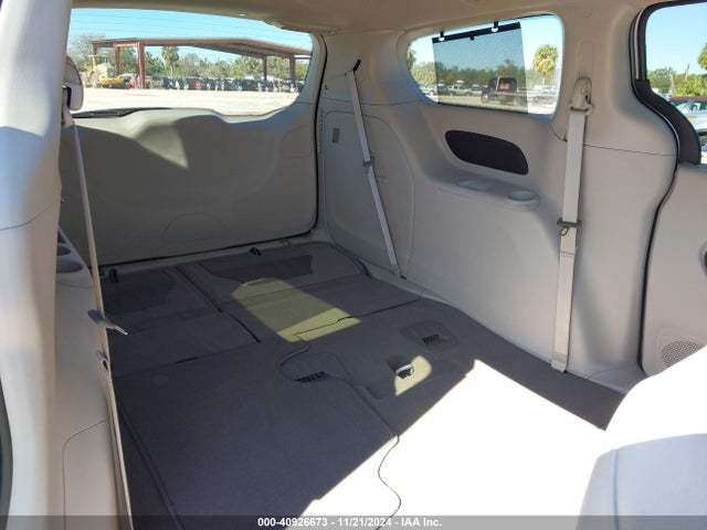 Chrysler Pacifica Touring L 2021 2C4RC1BG3MR560234 Image 12
