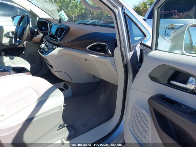 Chrysler Pacifica Touring L 2021 2C4RC1BG3MR560234 Image 5