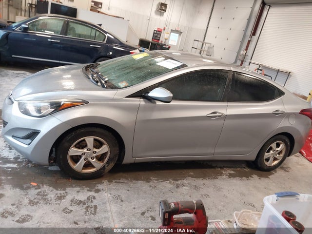 Hyundai ELANTRA SE 2015 5NPDH4AE7FH566941 Image 14