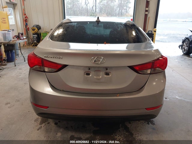 Hyundai ELANTRA SE 2015 5NPDH4AE7FH566941 Image 16