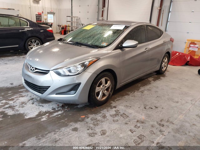 Hyundai ELANTRA SE 2015 5NPDH4AE7FH566941 Image 2
