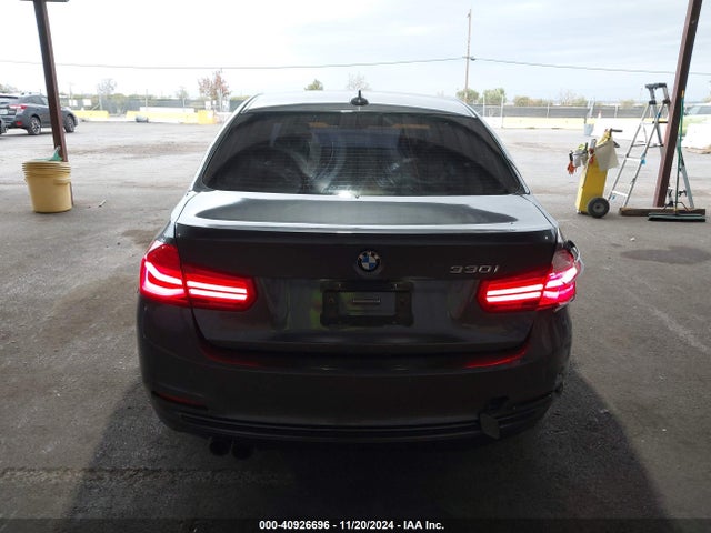 BMW 330I 2018 WBA8B9G5XJNU97871 Image 16
