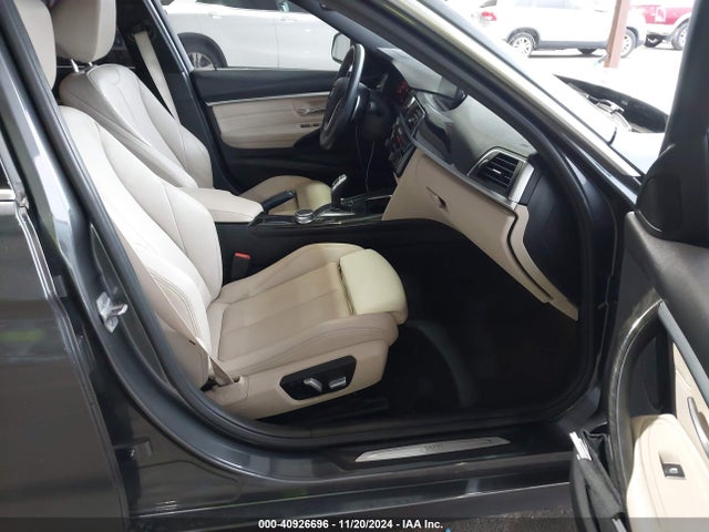 WBA8B9G5XJNU97871 BMW 330I