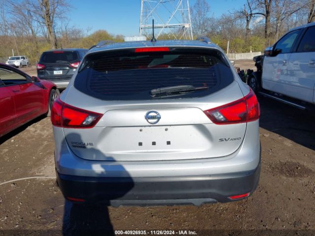 JN1BJ1CR8HW132957 Nissan Rogue Sport Sv