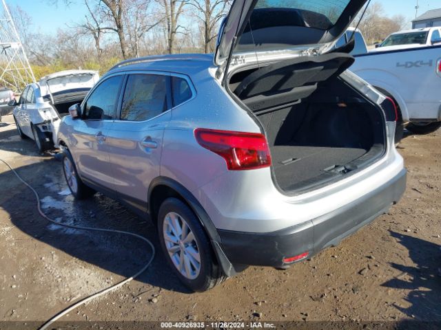 JN1BJ1CR8HW132957 Nissan Rogue Sport Sv