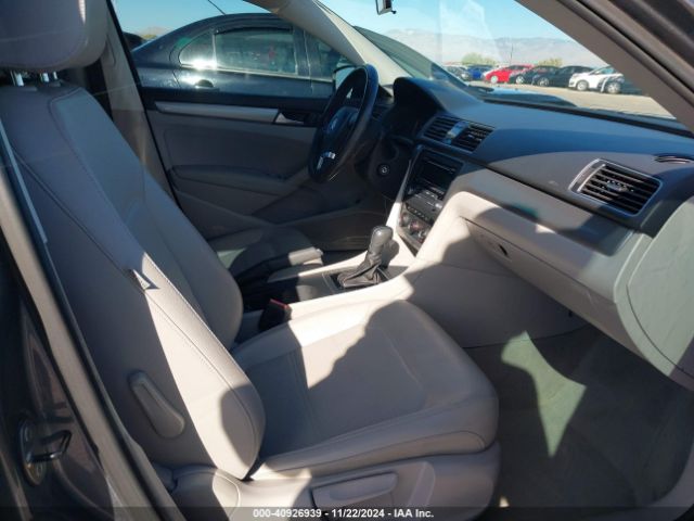 1VWAS7A30EC062713 Volkswagen Passat 1.8t Wolfsburg Edition