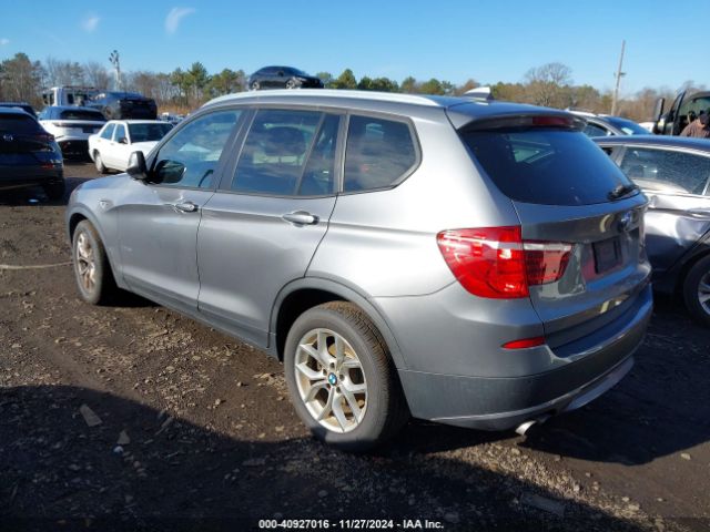 2011 BMW X3 5UXWX5C56BL716069 Photo 2