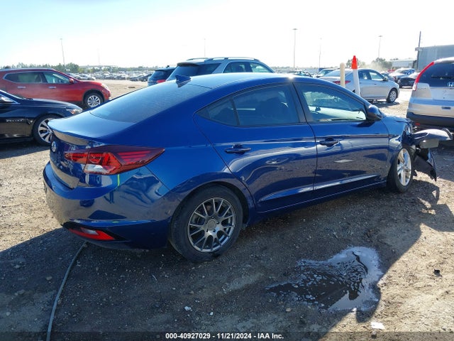 Hyundai ELANTRA SEL 2019 5NPD84LF1KH466656 Image 4